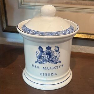 Royal Collection Her Majesty’s dinner storage jar